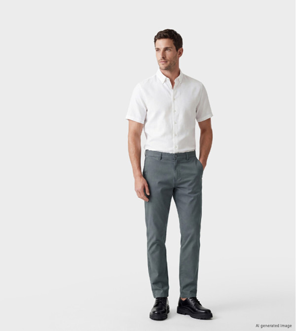 Solid Regular Fit Chinos