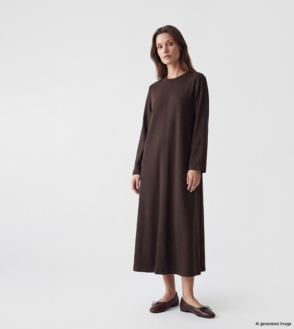 Solid Crew Neck Maxi Dress