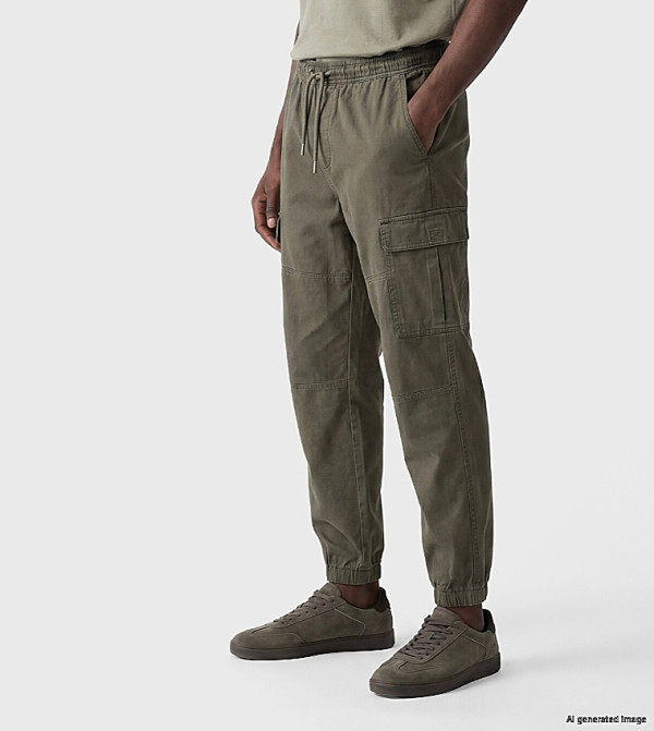Solid Regular Fit Cargo Trousers