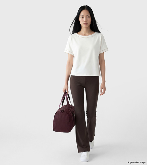 Solid Elastic Waist Flared Leggings
