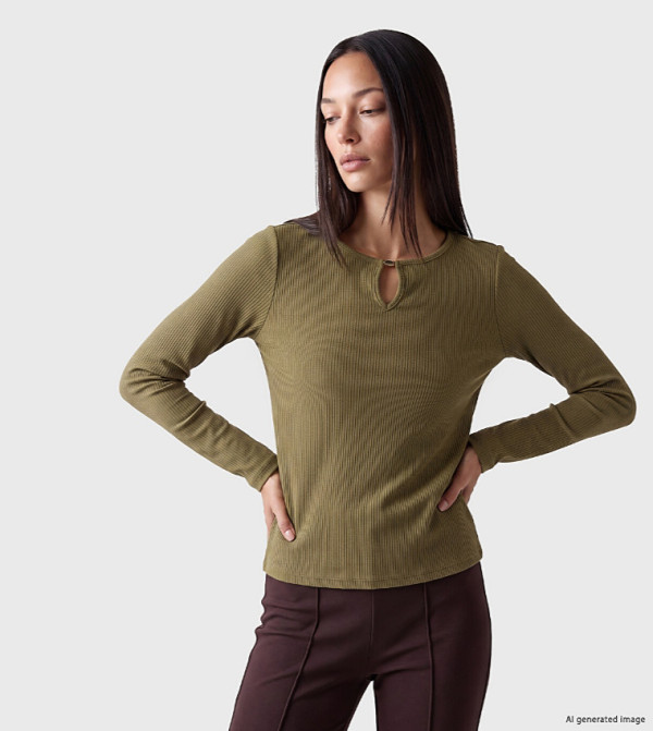 Ribbed Keyhole Neck Long Sleeves Top