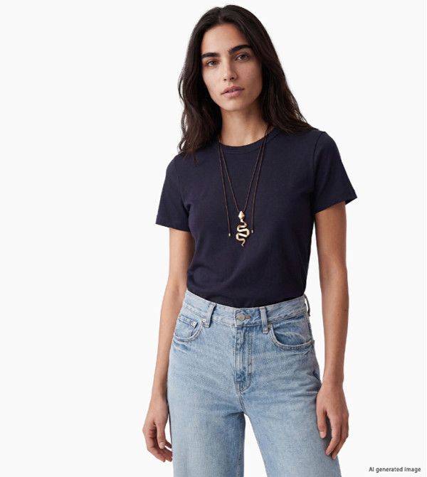 Solid Crew Neck Slim Fit T-Shirt