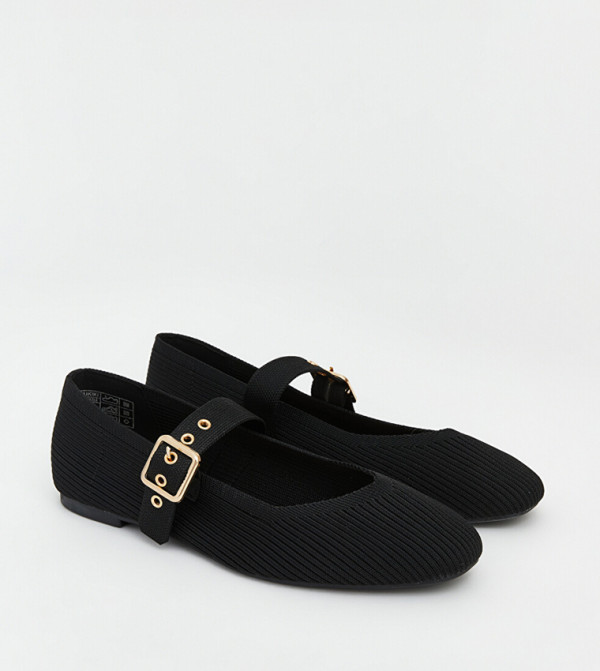 Ribbed Round Toe Ballerinas