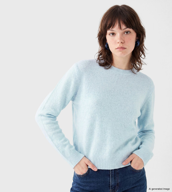Knitted Crew Neck Sweater