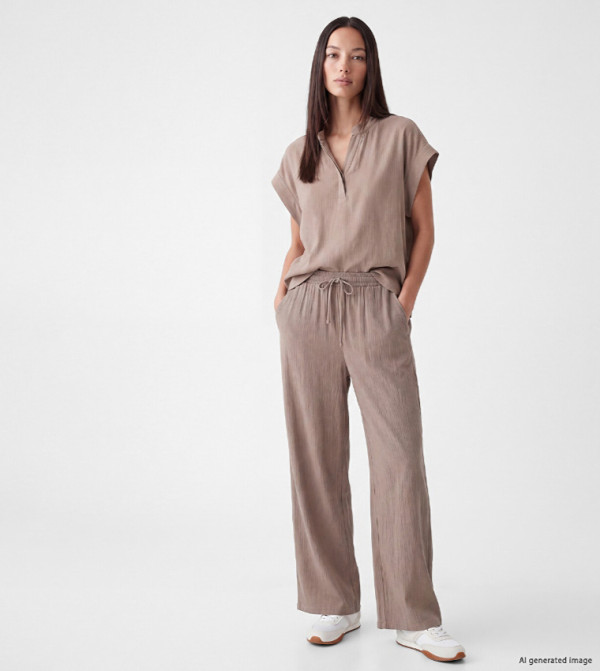 Textured Loose Fit Trousers