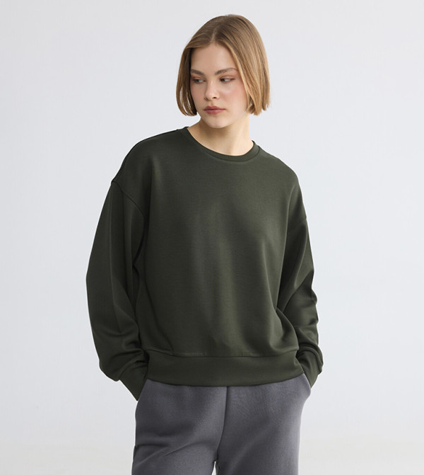 Solid Crew Neck Oversized Sweatshirt