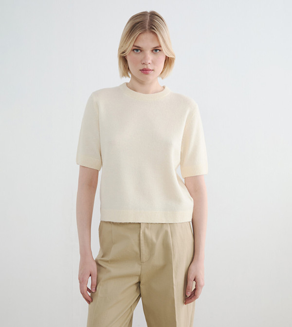 Knitted Crew Neck Cropped Sweater