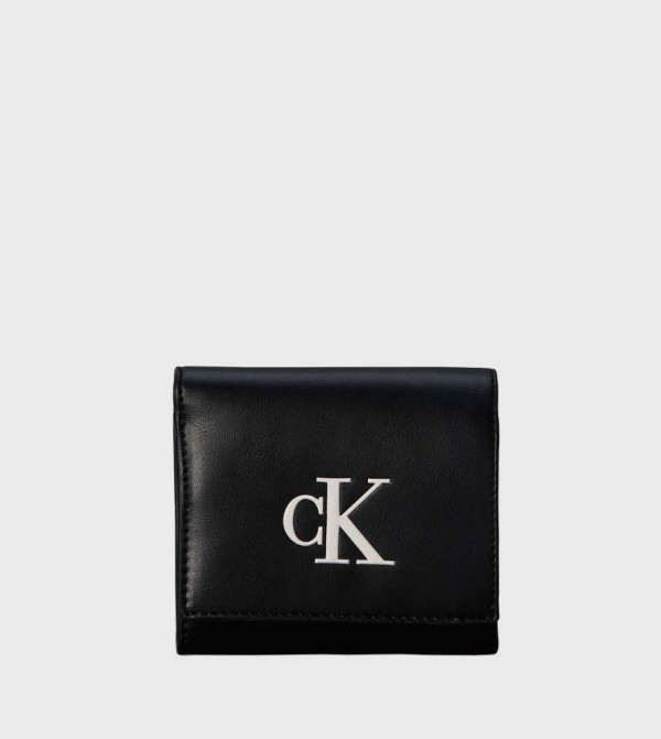 Logo Detail Snap Button Wallet