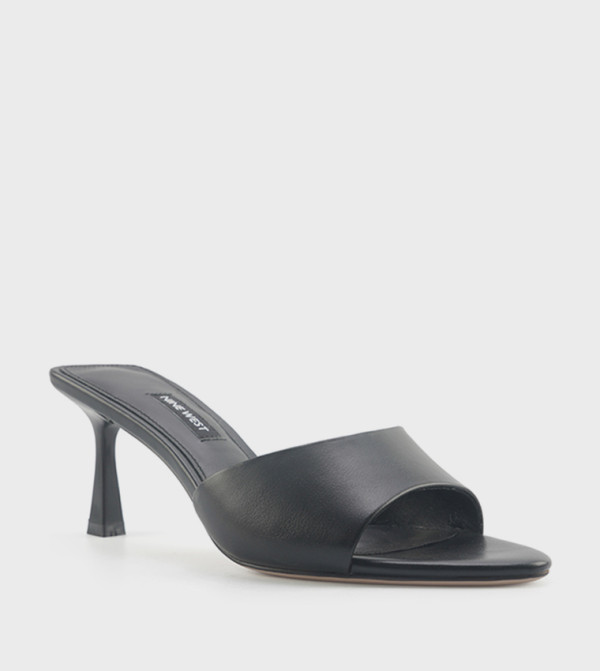 MAREN Textured Heeled Sandals