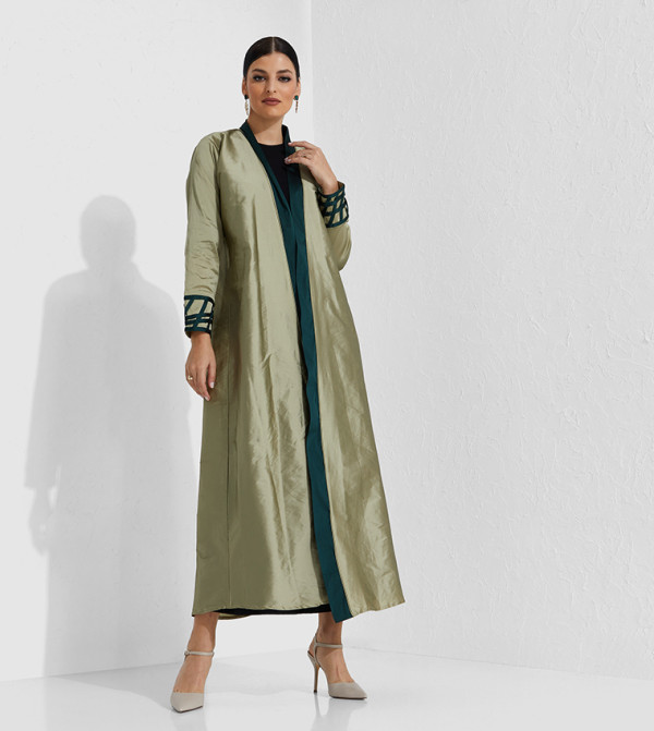 عباية نسائية