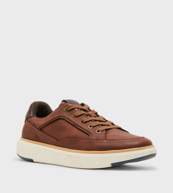 MPARCEL Cognac Lace-Up Sneakers