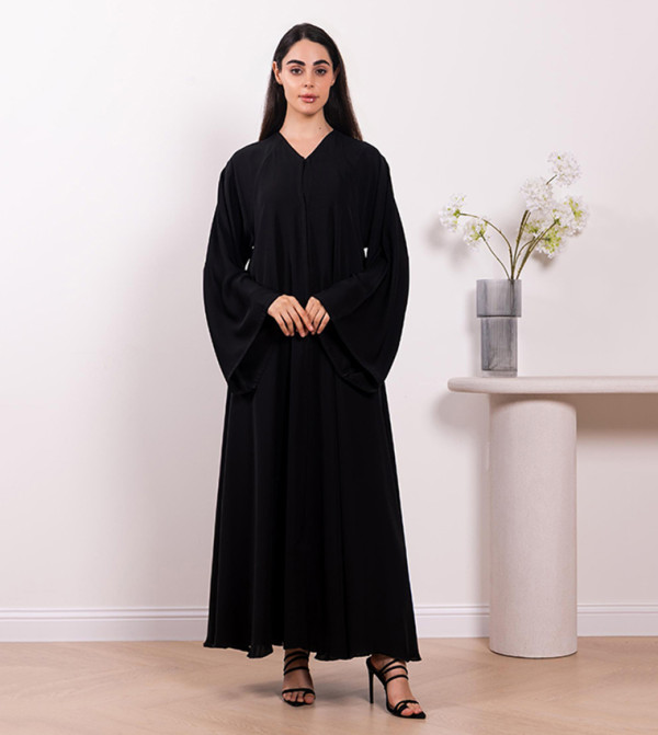 عباية ندى سادة كم واسع