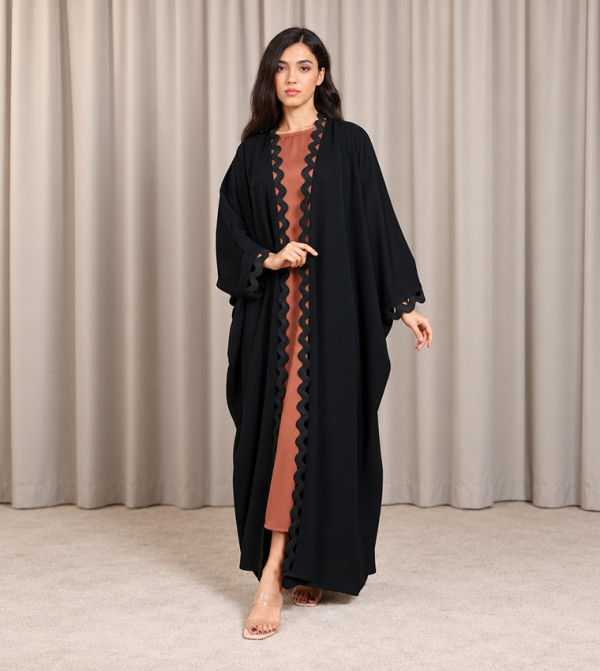 Lace Trim Batwing Sleeves Bahraini&nbsp;Cut Abaya