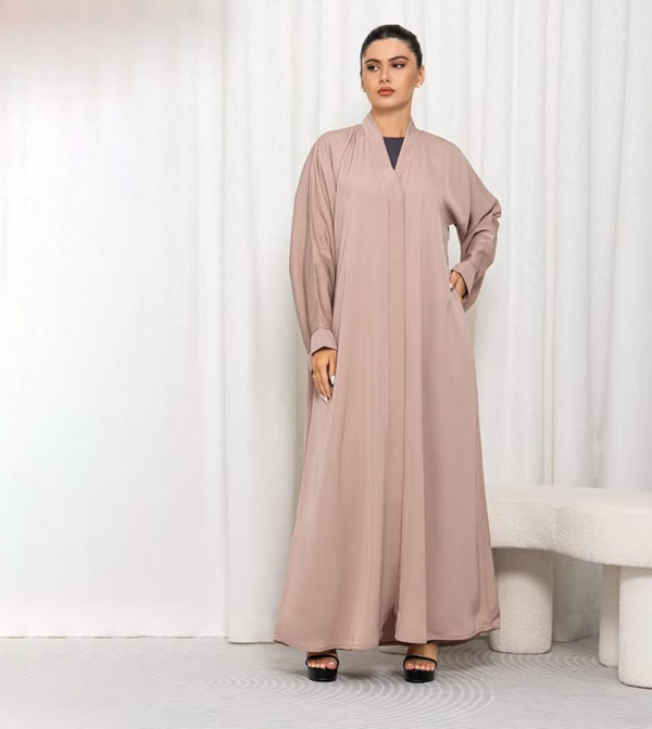 عباية سادة بقبة V وكم طويل