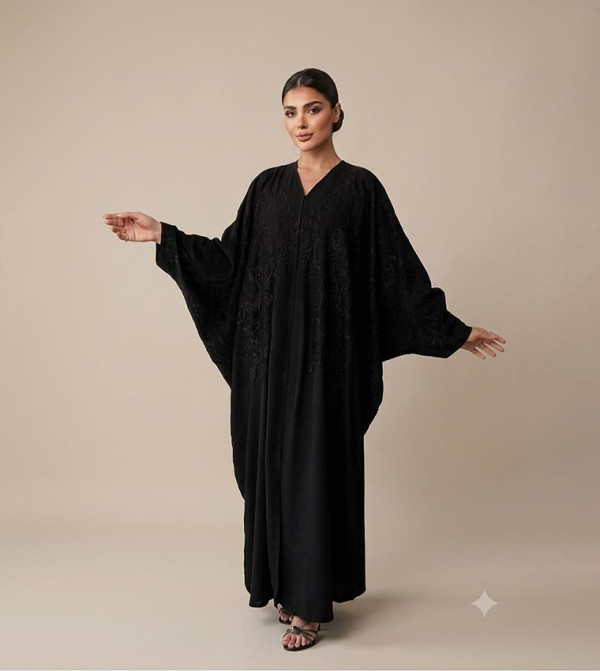 عباية بحرينية مطرزة