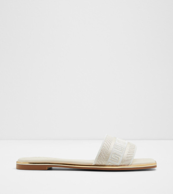 OCEANIA Embroidered Flat Sandals