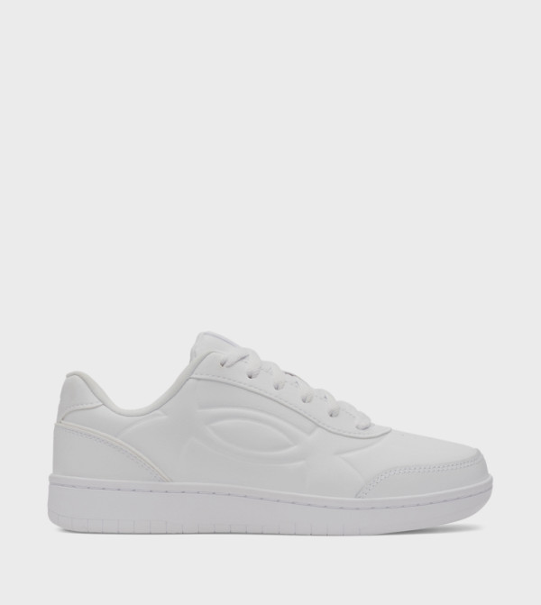 TEMPO Round Toe Lace-Up Sneakers
