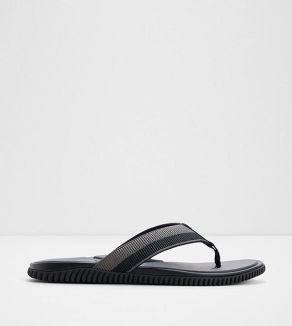 SAINZ Textured Toe Post Flip-Flops