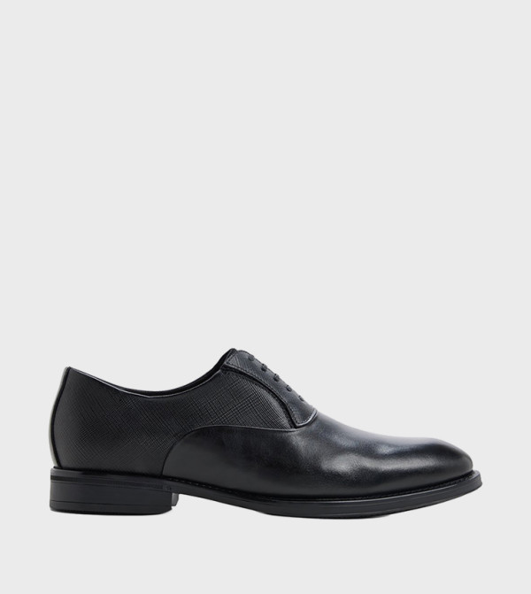 SANTINO Textured Round Toe Lace Up Formal Shoes