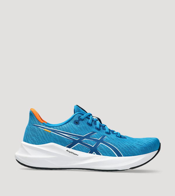 VERSABLAST 4 Textured Running Shoes