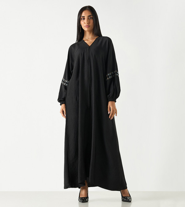 Embroidered V-Neck Abaya
