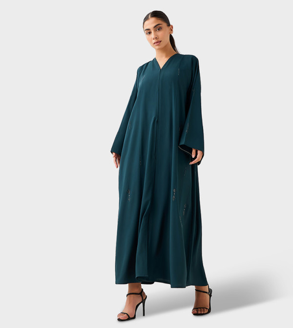 عباية مزينة كم واسع