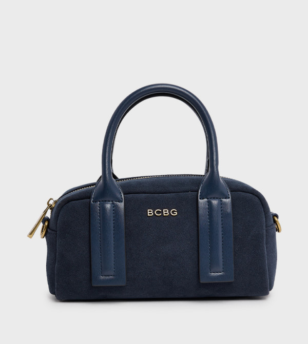 حقيبة بشعار 