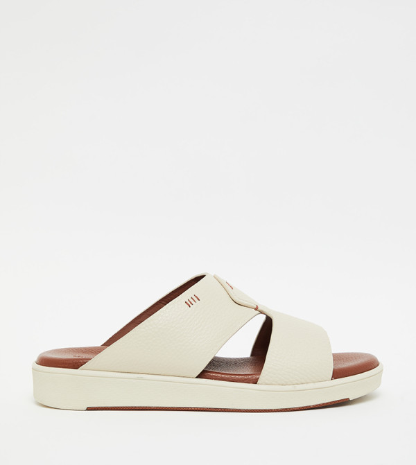 ARTM3 05 Textured Arabic Sandals