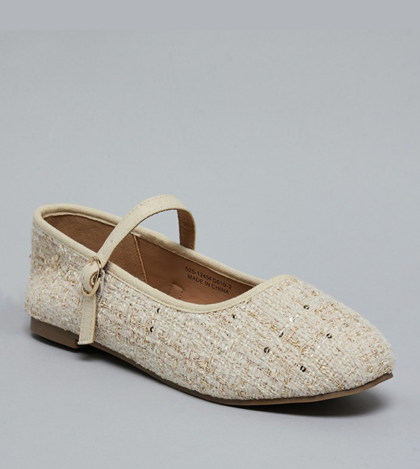 Textured Mary Jane Shoes