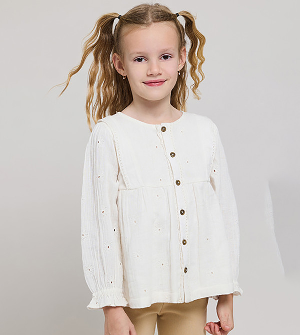 توب مطرز بقبة مستديرة وكم باف 