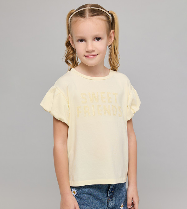 توب مطرز كم باف بقبة مستديرة 