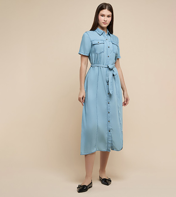 Washed Denim Shirt Dress with Classic Collar and Short Sleeves