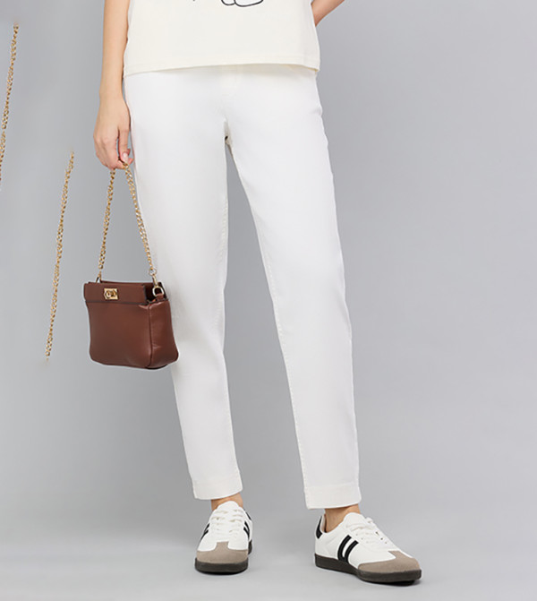 Solid Mom Fit Jeans with Elastic Waist