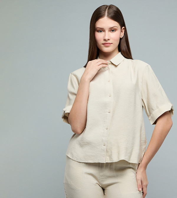 Textured Shirt with Classic Collar and Short Sleeves