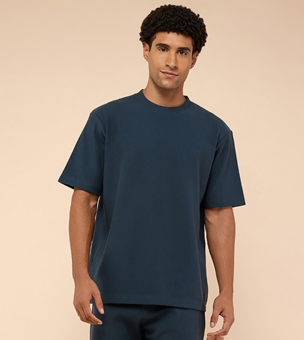Textured T-Shirt with Crew Neck and Short Sleeves