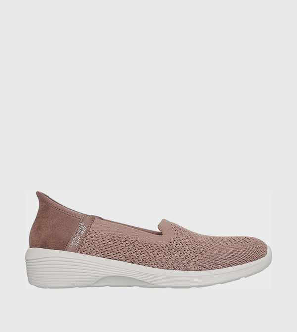 ARYA Slip-On Shoes