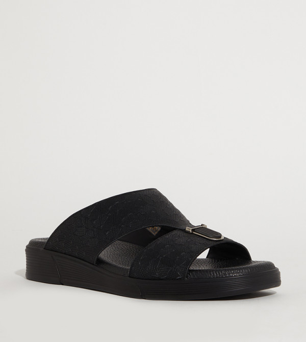 YUSIF Textured Arabic Sandals