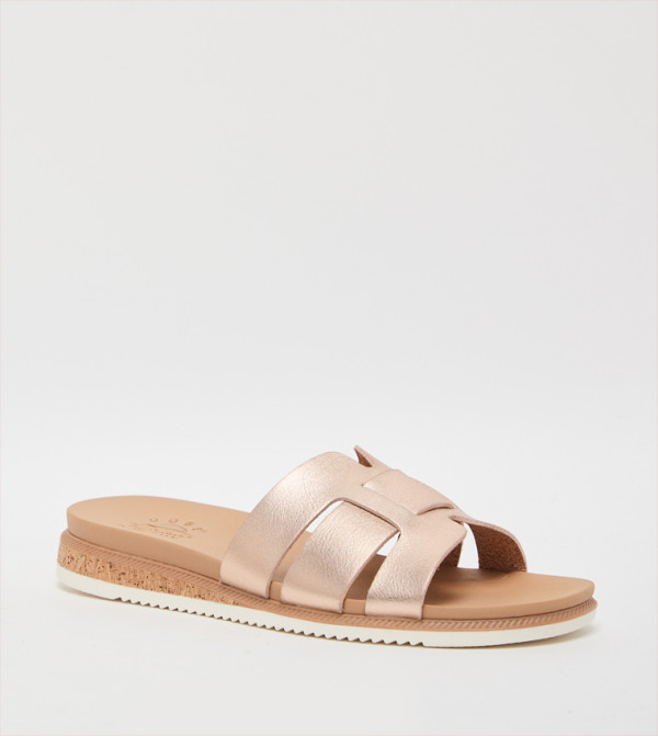 PEAK LOOK Flat Sandals