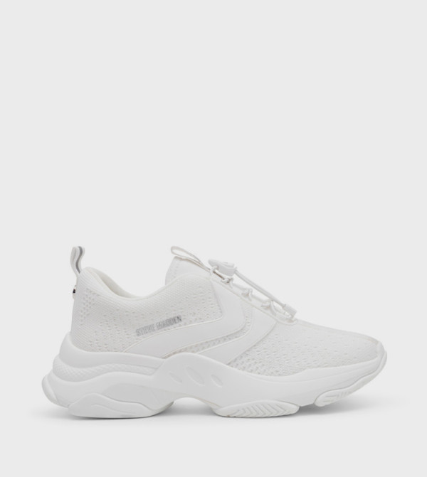 MAIN ST Textured Low Top Sneakers