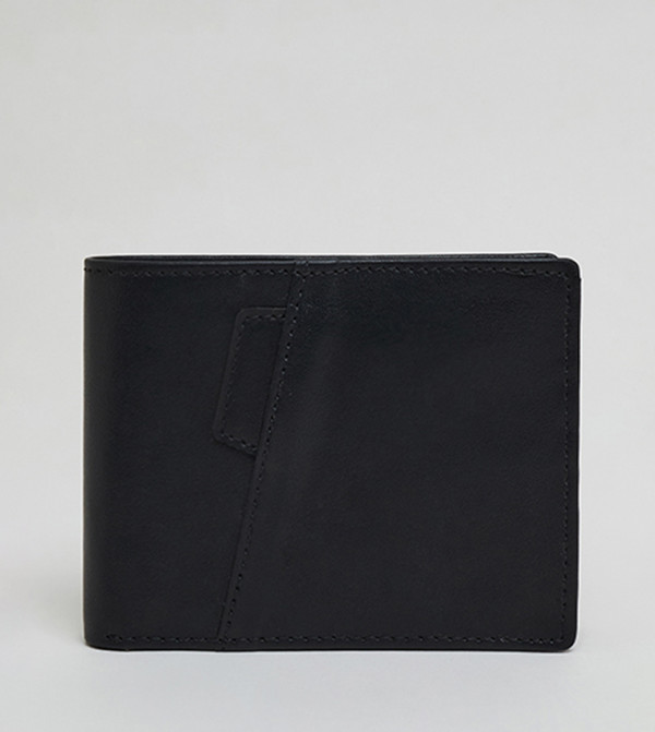 Diagonal Stitched Detail Bi-Fold Wallet