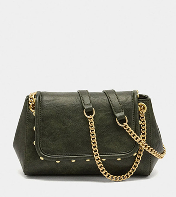 شنطة كتف بغطاء مزينة