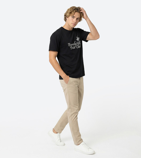 تيشيرت بقبة مستديرة بطبعة شعار