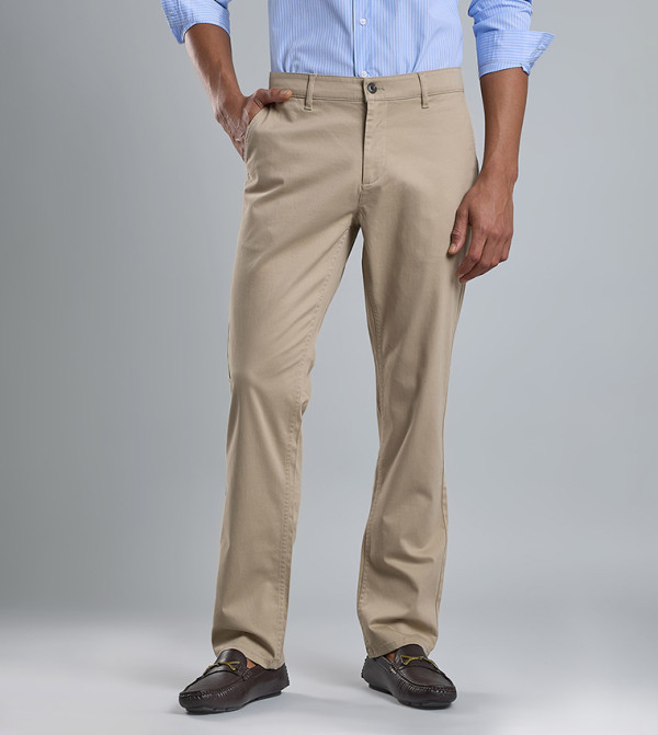 Solid Straight Fit Trousers with Button Closure