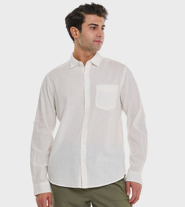Solid Shirt With Spread Collar and Long Sleeves