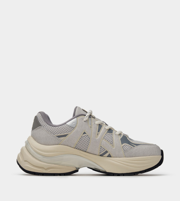 Round Toe Lace-Up Walking Shoes