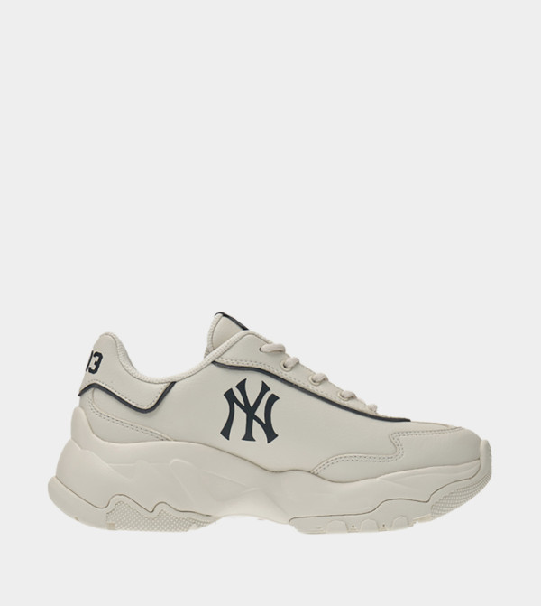 Round Toe Lace-Up Chunky Sneakers