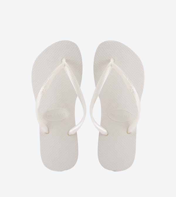Open Toe Slim Flip-Flops