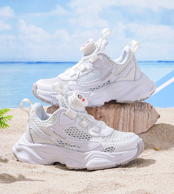 Round Toe Mesh Low Top Sneakers