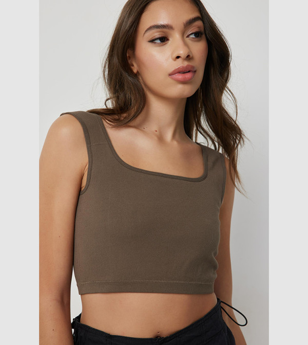 Solid Sleeveless Crop Top