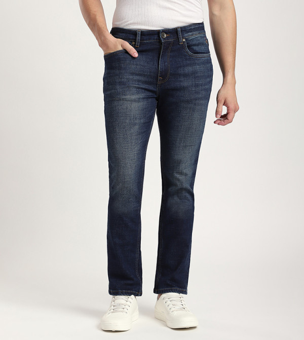 بنطلون جينز مغسول بقصة مستقيمة 